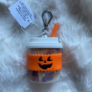 bath and body works pumpkin spice latte hand sanitizer holder!